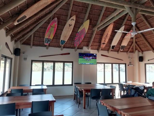 Paddlers Restaurant & Bar
