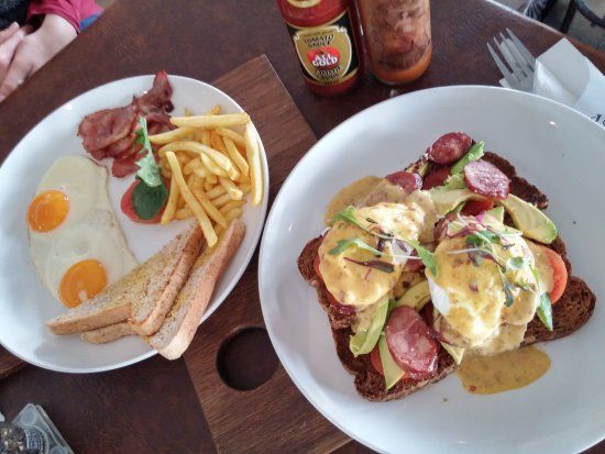 News Cafe