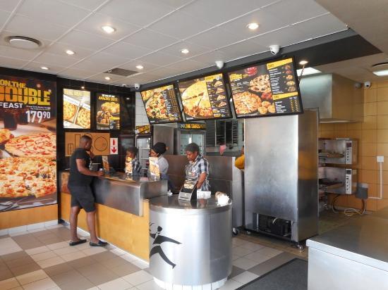 Debonairs Pizza