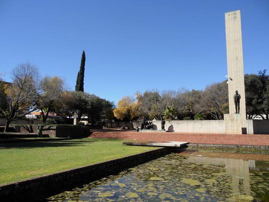 Hertzog Square